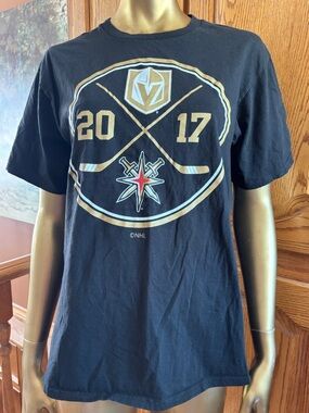 NHL Black Graphic Logo T-Shirt by Blue 84